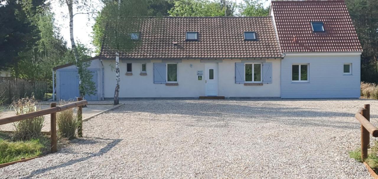 ENTRE LOIRE ET CHER Grand Gîte Côté Tilleul Tour-en-Sologne Exterior foto